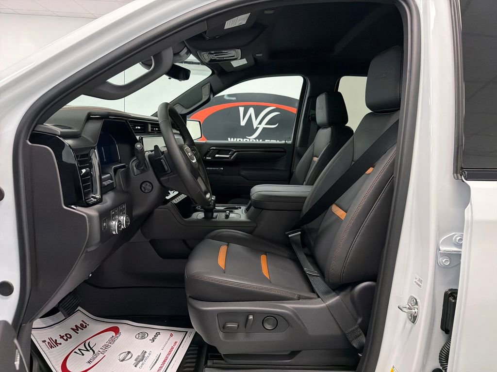 2026 GMC Sierra 1500 AT4 - Photo 8