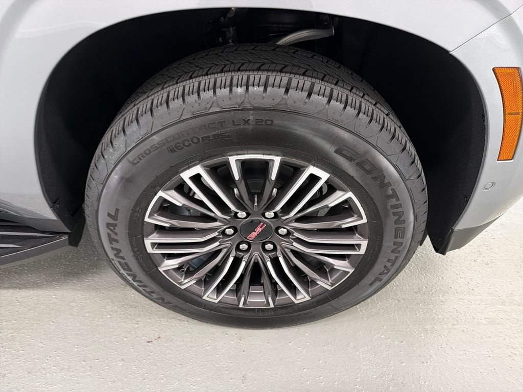 2026 GMC Yukon XL Elevation - Photo 4