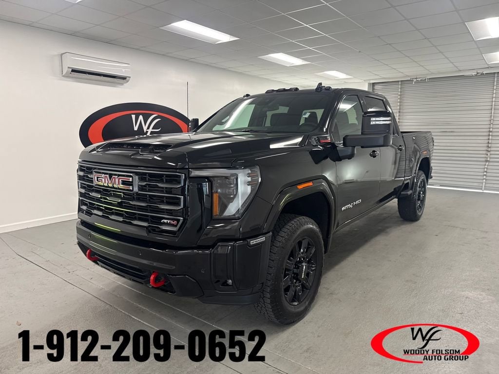 2026 GMC Sierra 4WD Crew Cab Standard Box AT4's photo