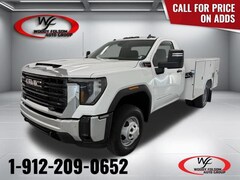 2026 GMC Sierra 3500 HD Chassis Cab Pro Truck