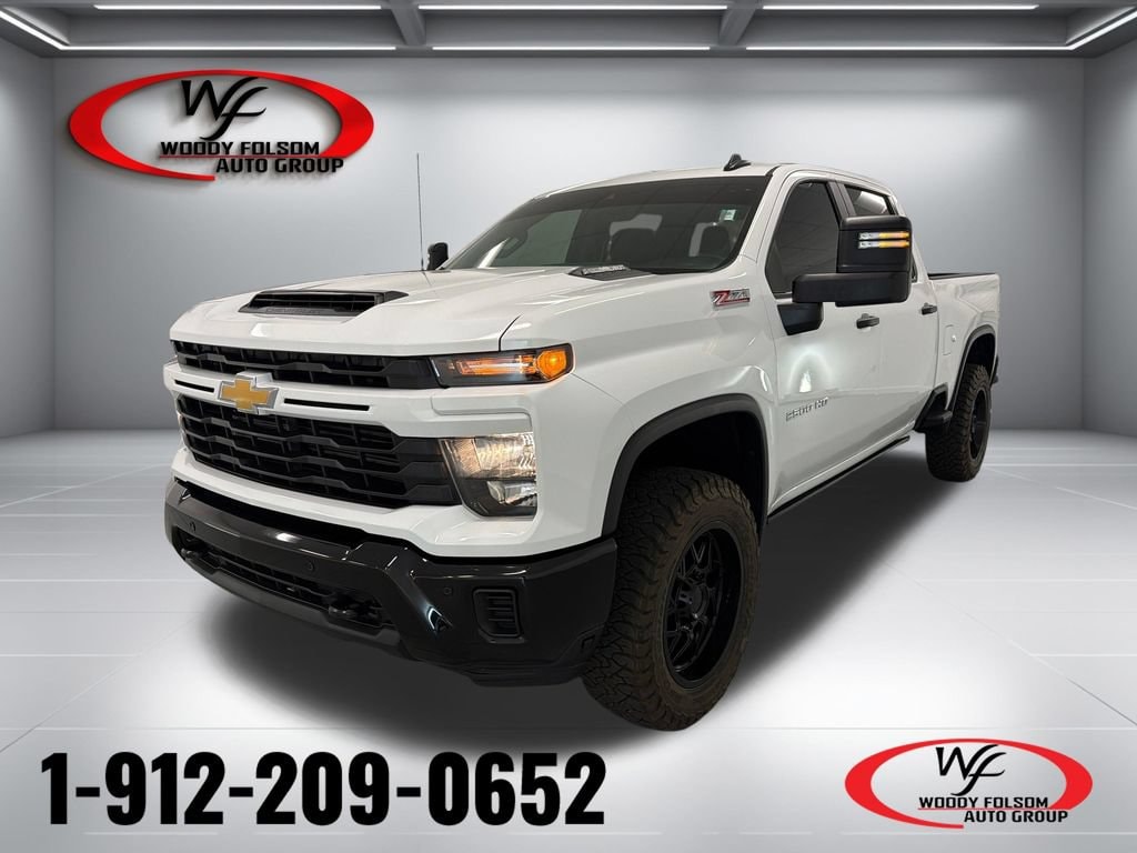 Used 2025 Chevrolet Silverado 2500 HD Custom Truck