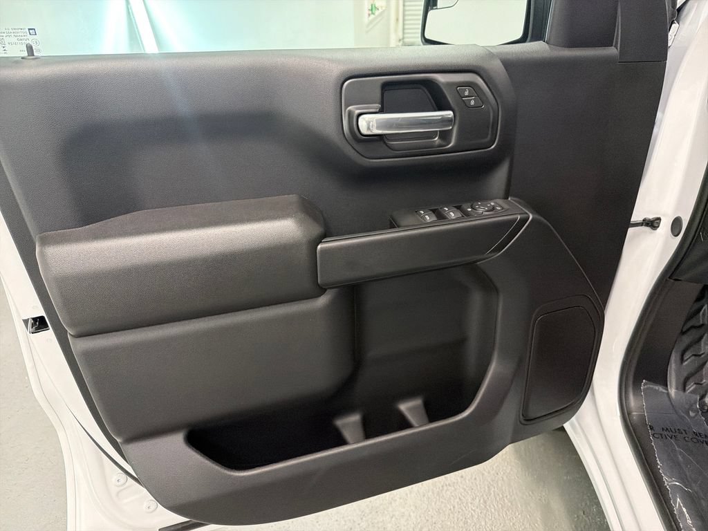 2026 GMC Sierra 1500 Pro - Photo 9