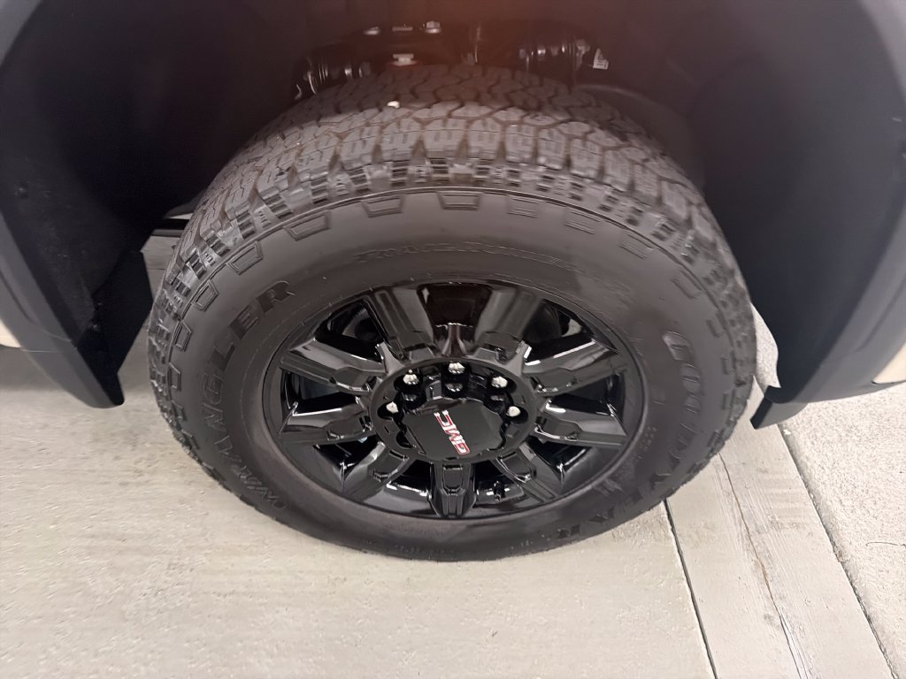 New 2026 GMC Sierra 2500 HD AT4 Truck