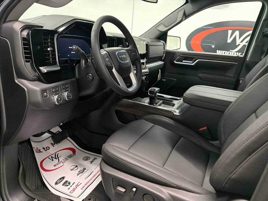 2026 GMC Sierra 1500 SLT - Photo 10