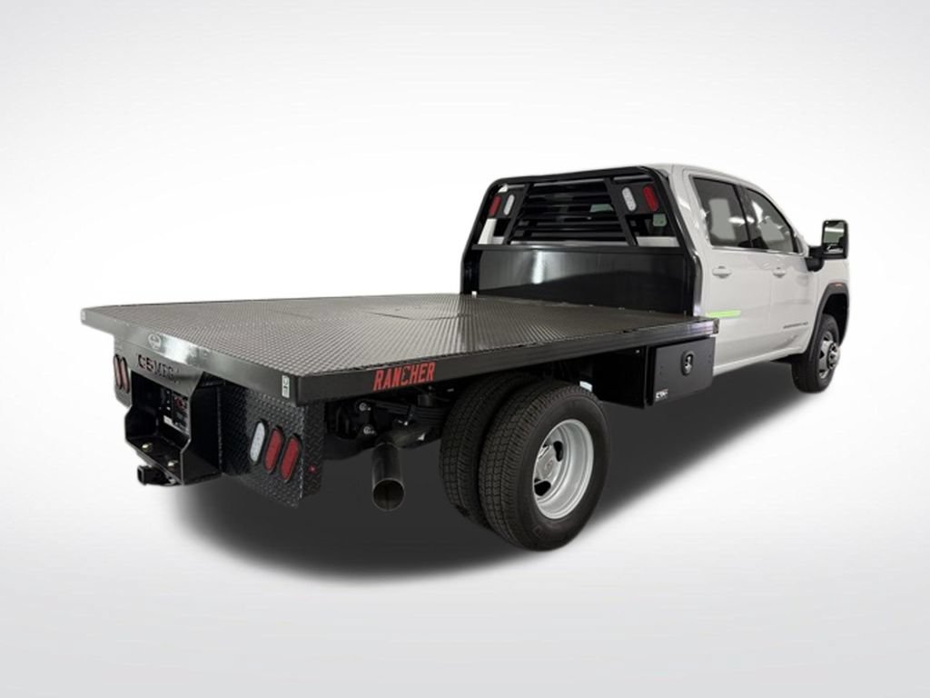 2026 GMC Sierra 3500 Chassis Cab SLE - Photo 6