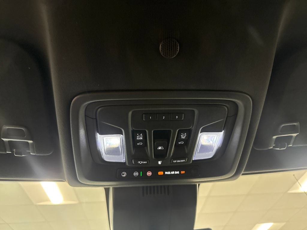 2026 GMC Sierra 1500 AT4X - Photo 15