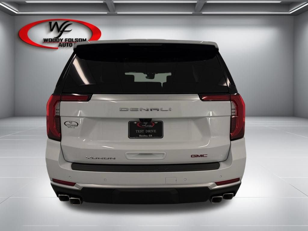 2026 GMC Yukon Denali - Photo 6