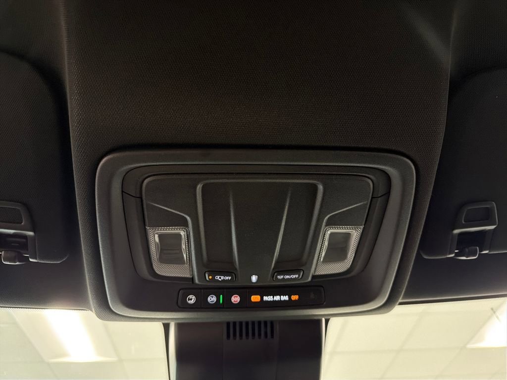 2026 GMC Sierra 1500 AT4 - Photo 15