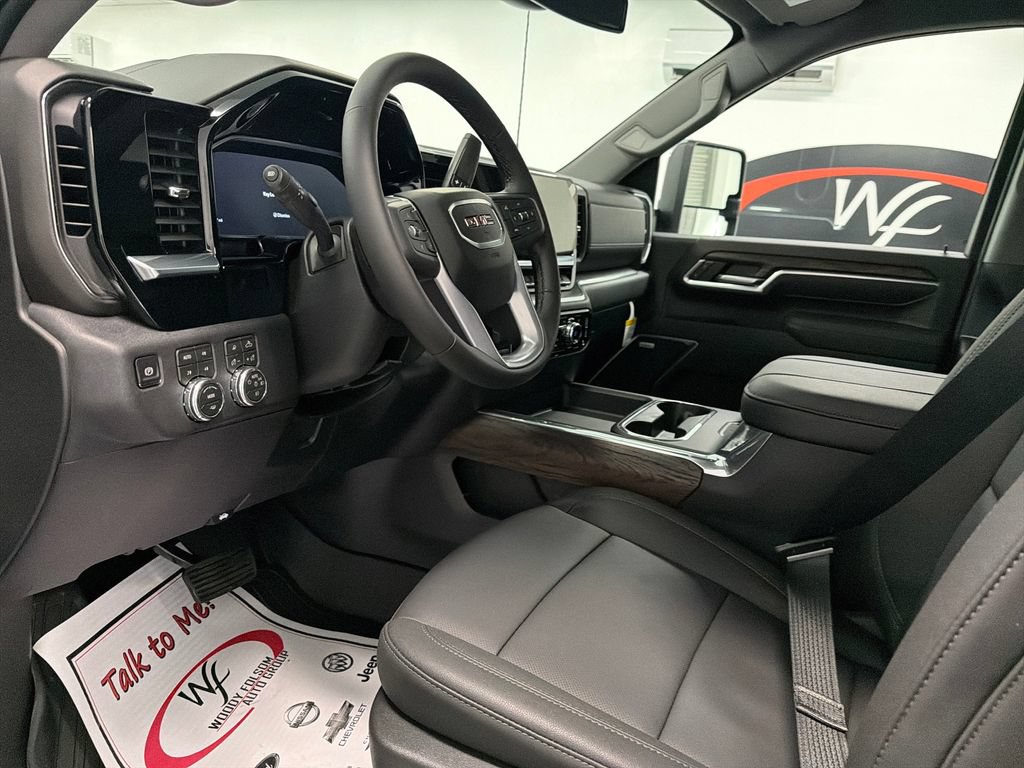 2026 GMC Sierra 2500HD SLT - Photo 10