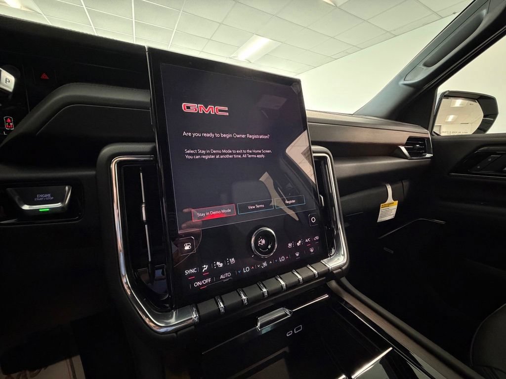 2026 GMC Yukon Denali - Photo 19