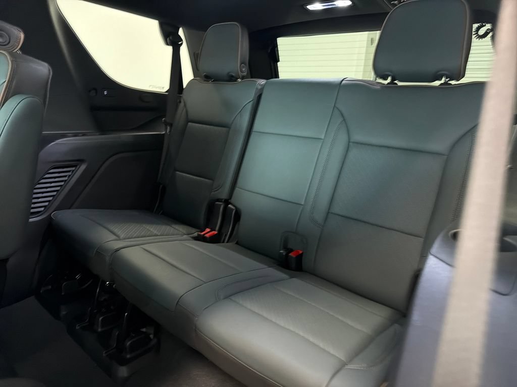 2026 GMC Yukon AT4 - Photo 15