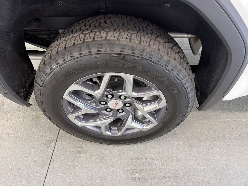 New 2026 GMC Sierra 1500 SLT Truck