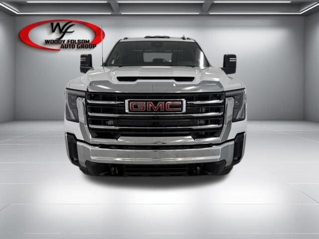 2026 GMC Sierra 3500 Chassis Cab SLE - Photo 2