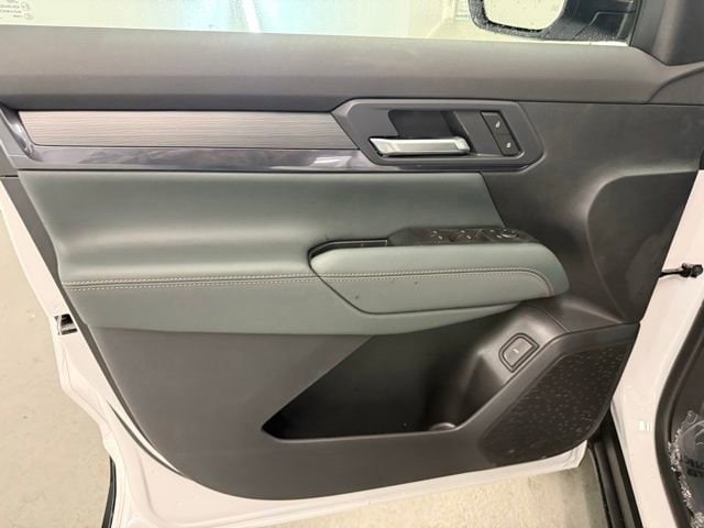 2026 GMC Terrain AT4 - Photo 11