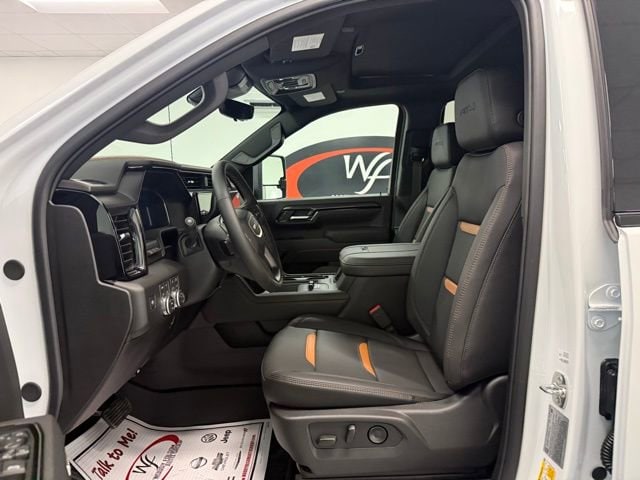 2026 GMC Sierra 2500HD AT4 - Photo 10
