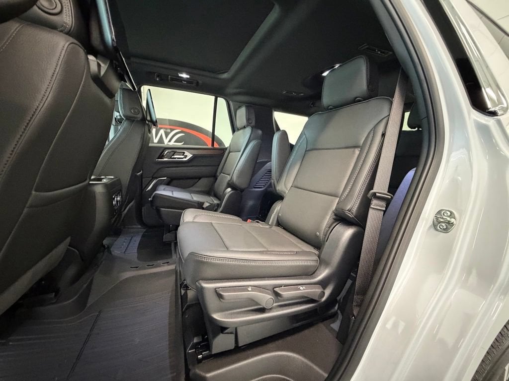 2026 GMC Yukon Denali - Photo 11