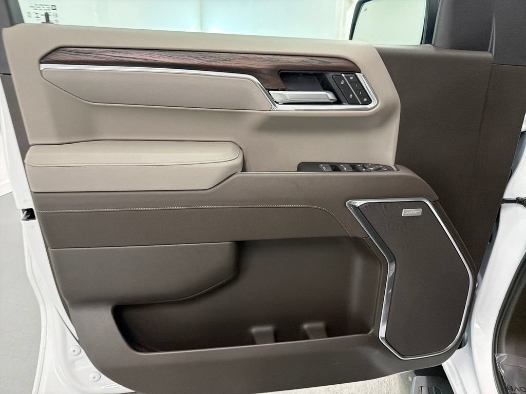 2026 GMC Sierra 1500 SLT - Photo 12