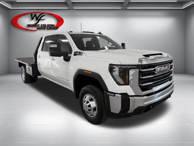 2026 GMC Sierra 3500 Chassis Cab SLE - Photo 3