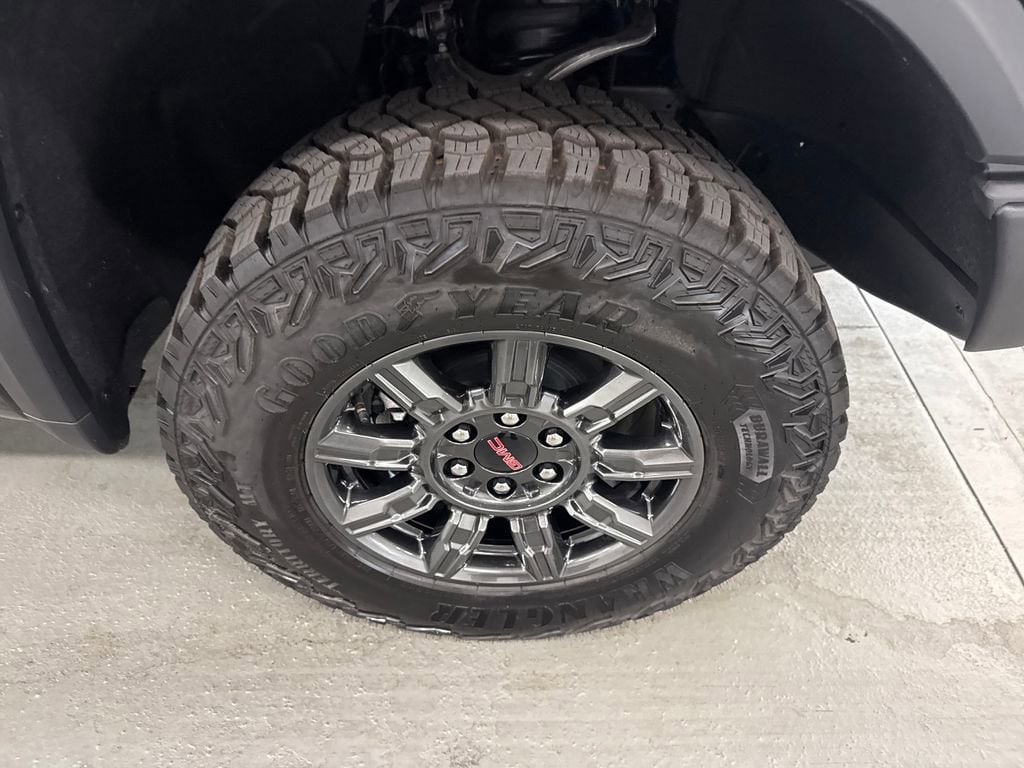 2026 GMC Sierra 1500 AT4X - Photo 4