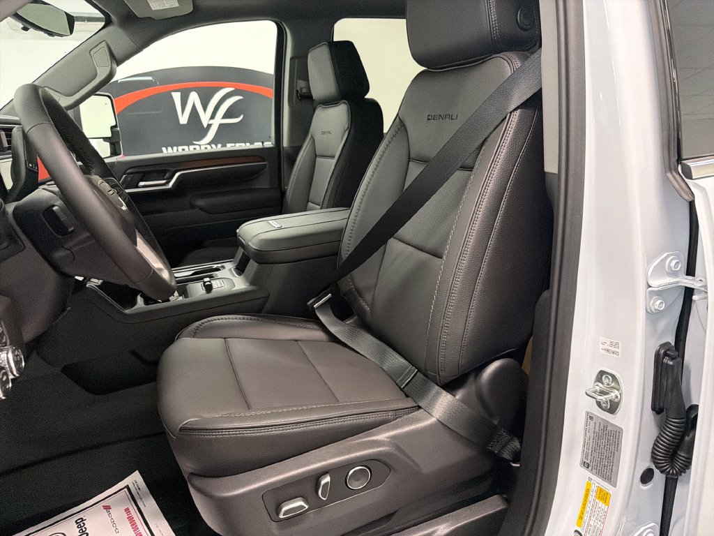 2026 GMC Sierra 2500HD Denali - Photo 11