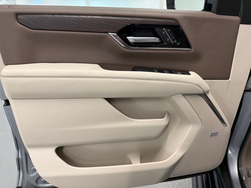 2026 GMC Yukon XL Denali - Photo 12