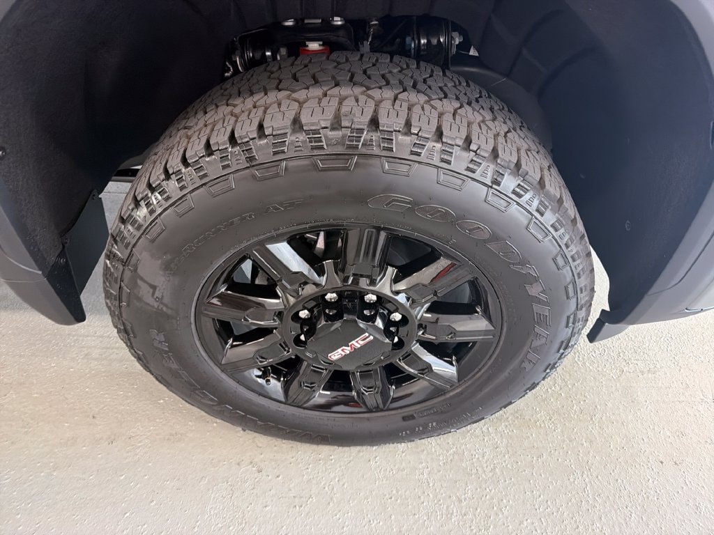 New 2026 GMC Sierra 2500 HD AT4 Truck
