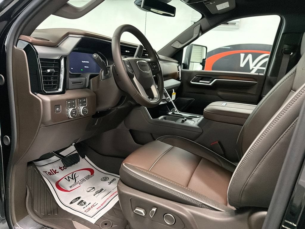 2026 GMC Sierra 2500HD Denali - Photo 9