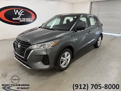 2025 Nissan Kicks Play S SUV