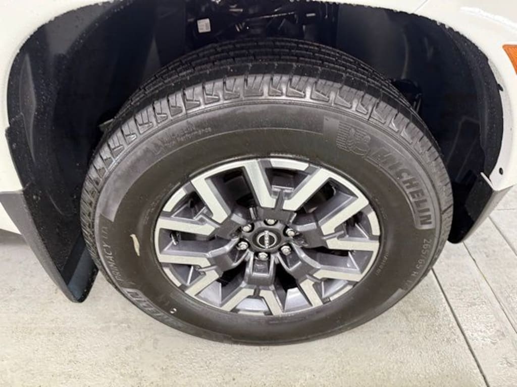 New 2026 Nissan Frontier SV Truck Crew Cab