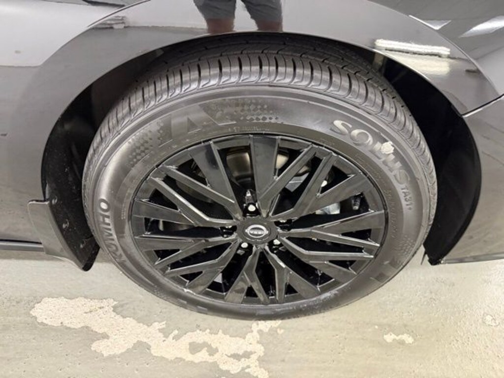 New 2025 Nissan Altima SV Sedan