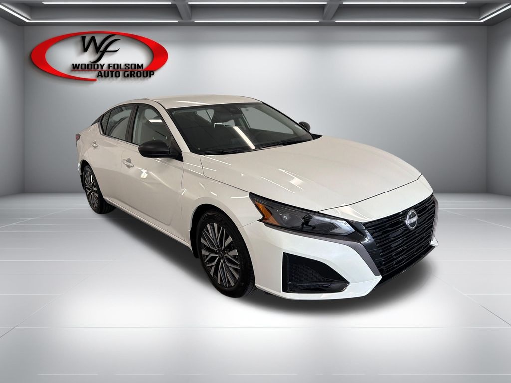 New 2026 Nissan Altima SV Sedan