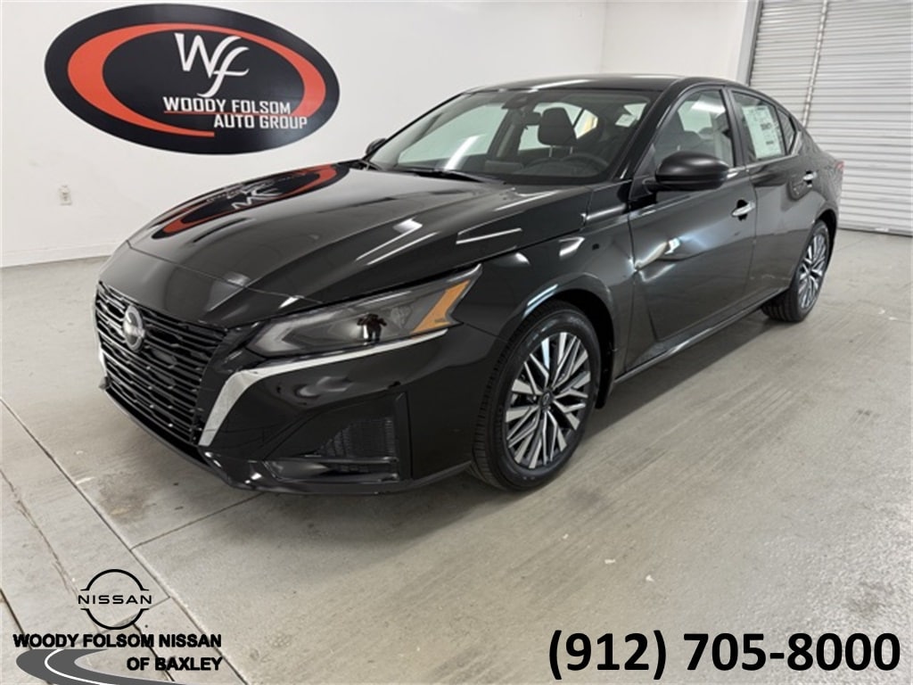 2025 Nissan Altima SV's photo