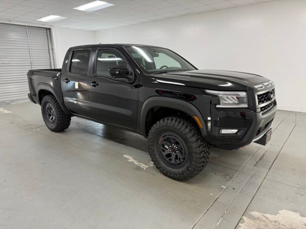 New 2025 Nissan Frontier PRO-4X Truck Crew Cab