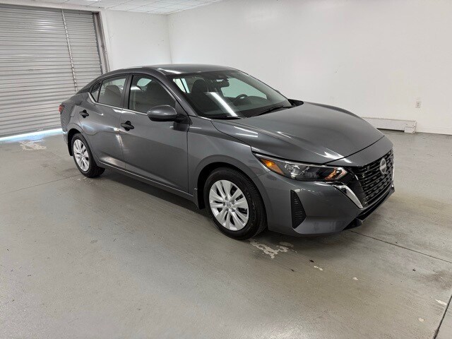 2025 Nissan Sentra S photo 3