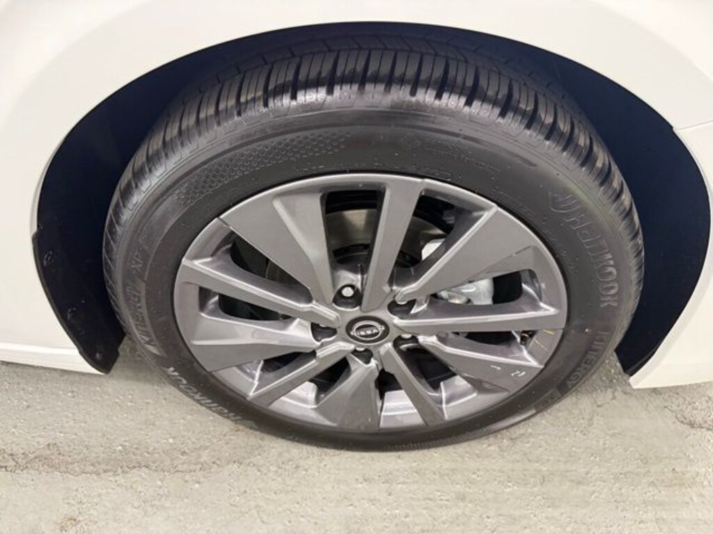 New 2026 Nissan Sentra SL Sedan