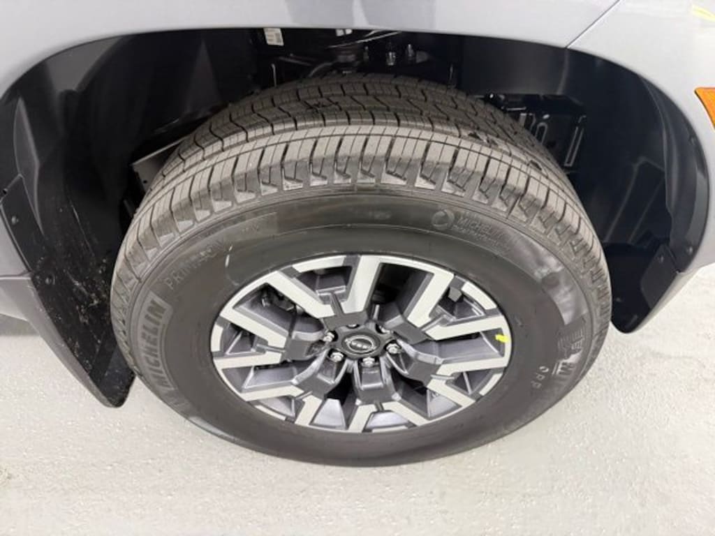 New 2026 Nissan Frontier SV Truck Crew Cab