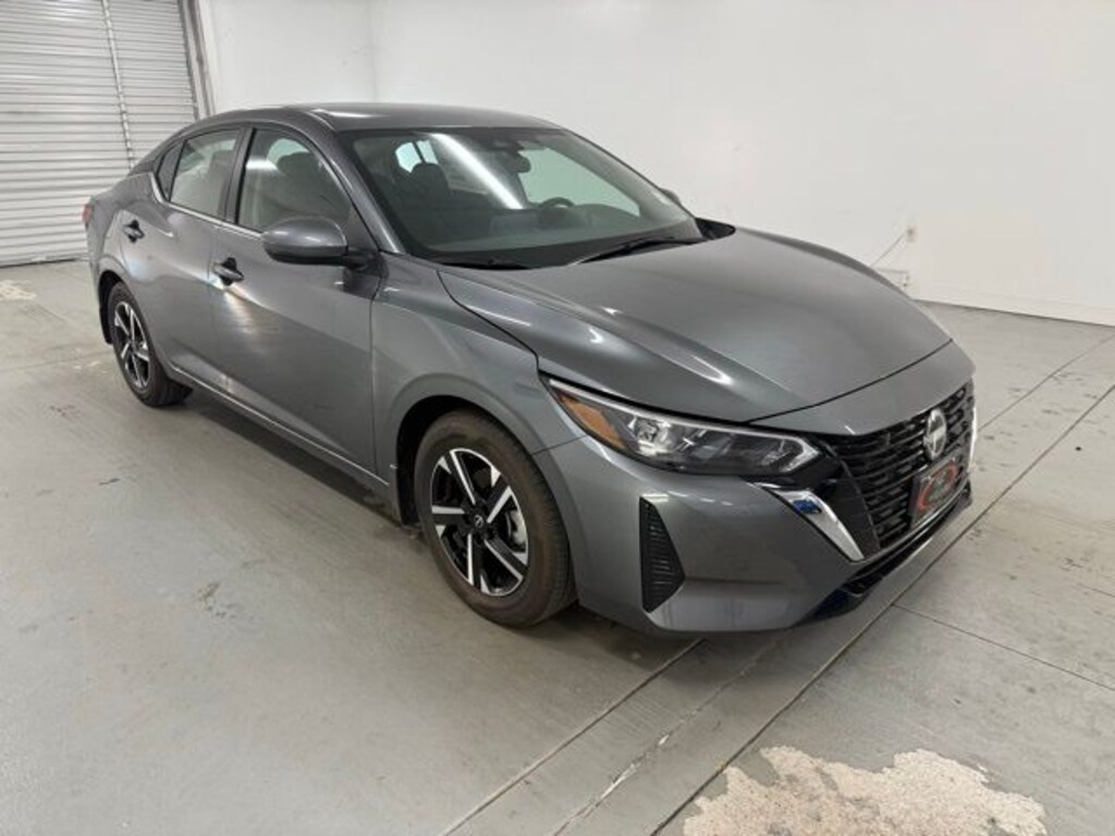 New 2025 Nissan Sentra SV Sedan