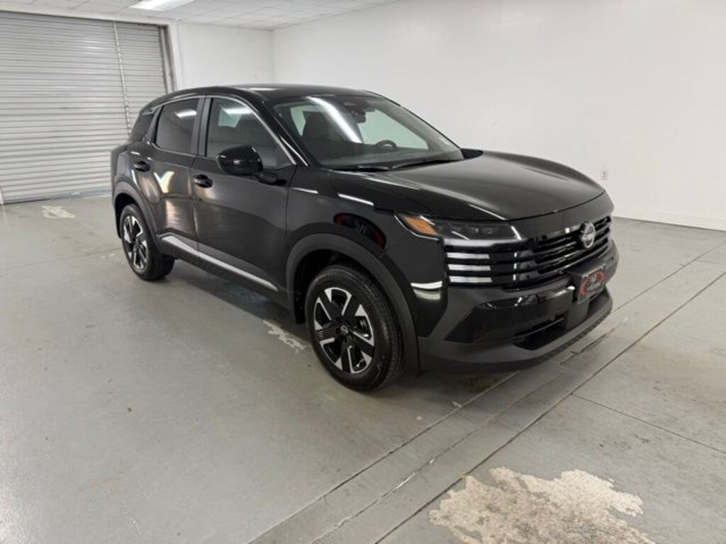 New 2025 Nissan Kicks SV SUV