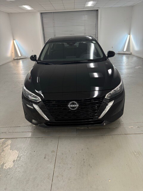 2025 Nissan Sentra S photo 2