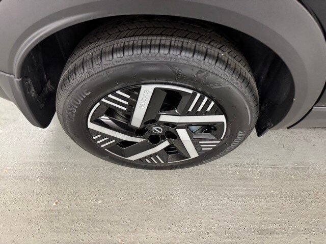 2026 Nissan Kicks SV photo 4