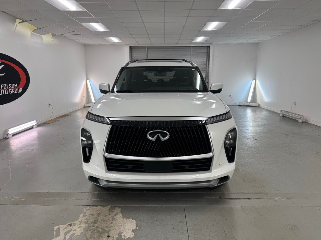 2025 Infiniti QX80 Sensory photo 2