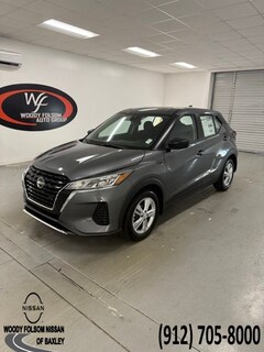 2025 Nissan Kicks Play S SUV