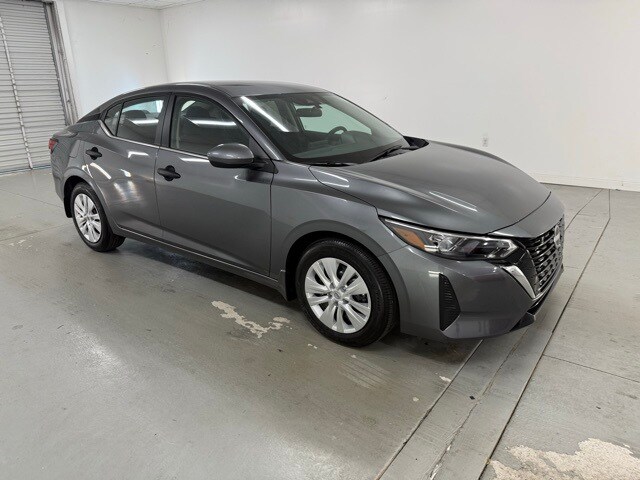 2025 Nissan Sentra S photo 3