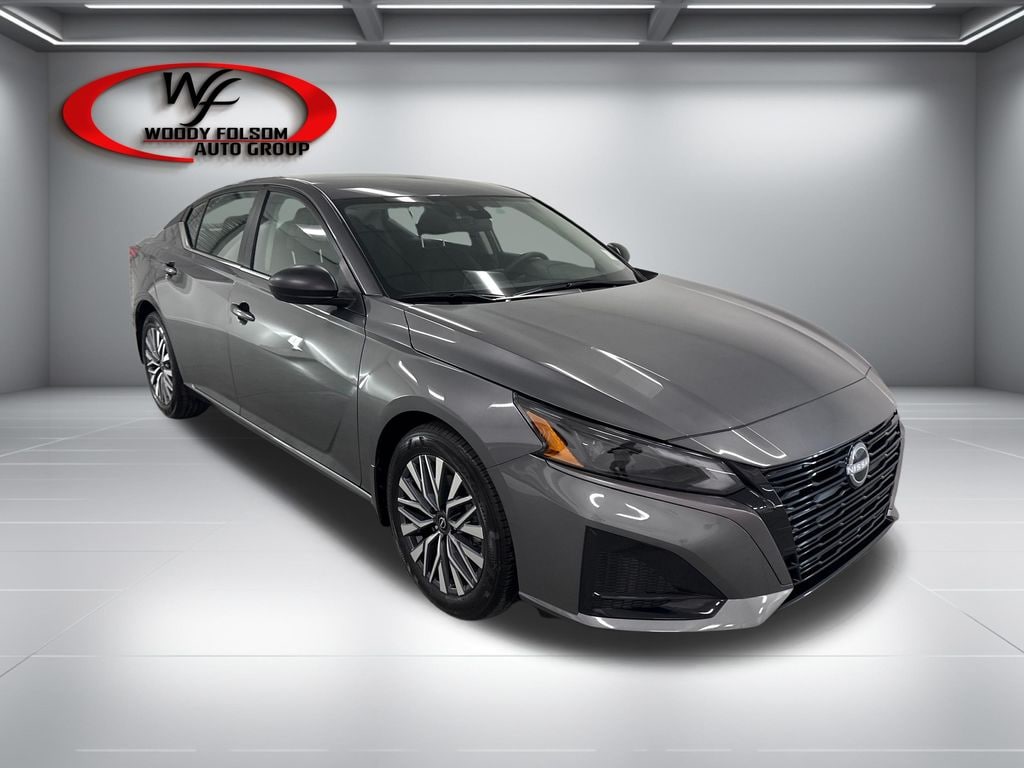 New 2026 Nissan Altima SV Sedan