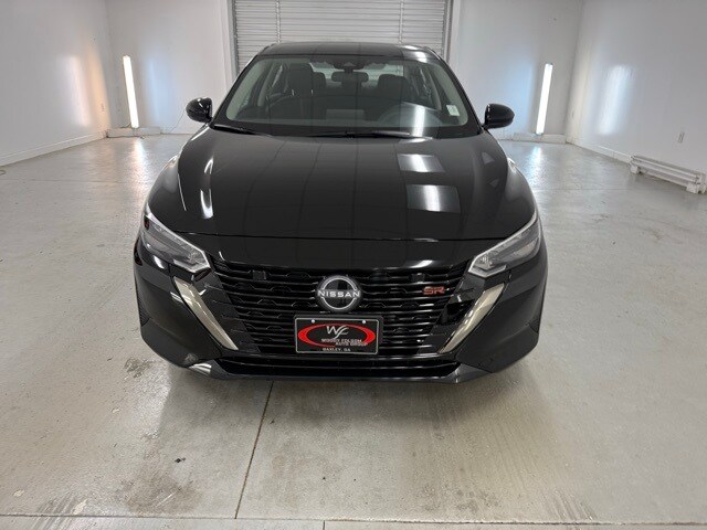 2025 Nissan Sentra SR photo 2