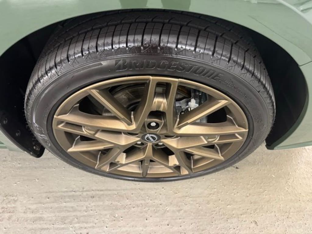 New 2025 Nissan Altima SR Sedan