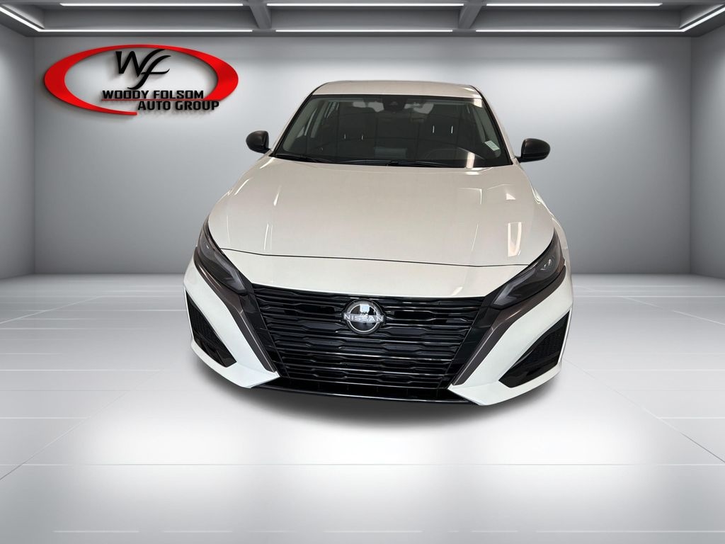 New 2026 Nissan Altima SV Sedan