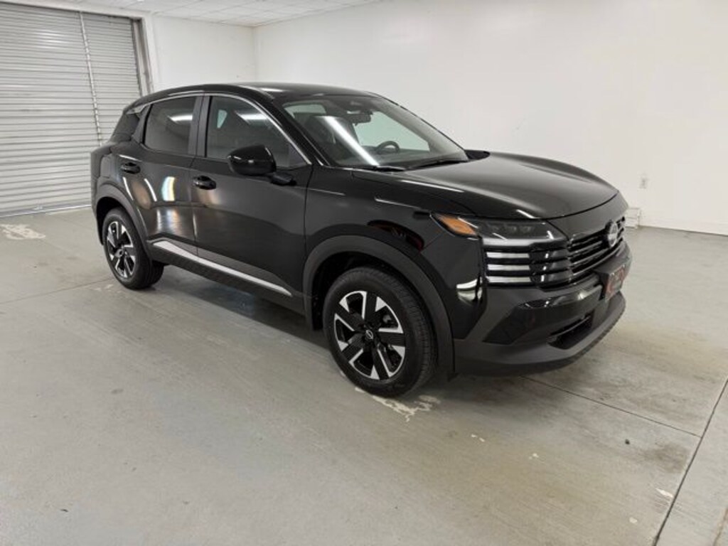 New 2025 Nissan Kicks SV SUV