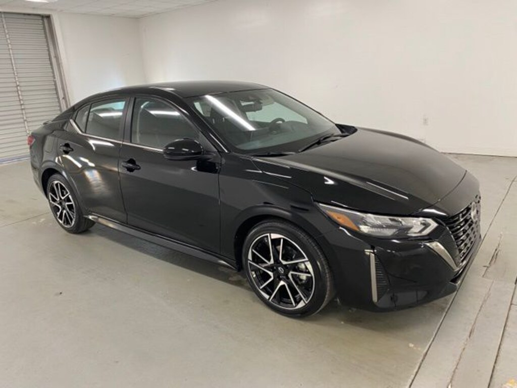 New 2025 Nissan Sentra SR Sedan