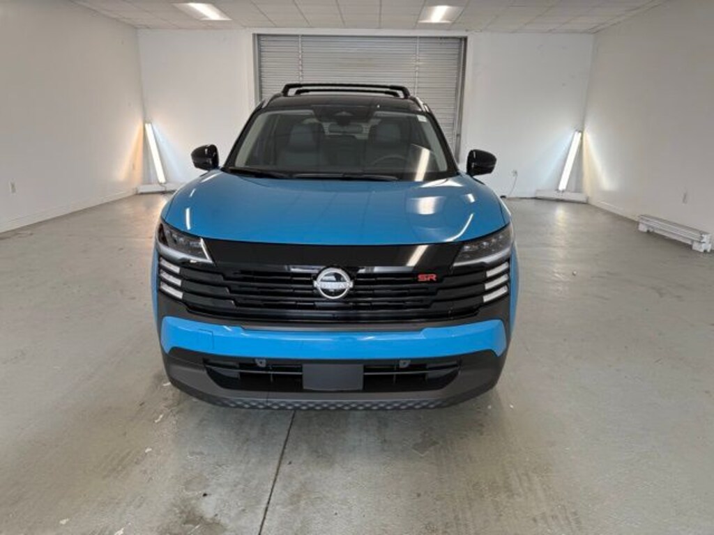 New 2025 Nissan Kicks SR SUV